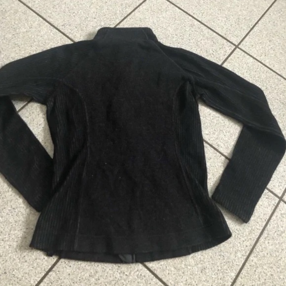 Mountain Hardwear Wool Blend Full Zip Cardigan Sweater Jacket in Black Sz Small - Picture 8 of 8